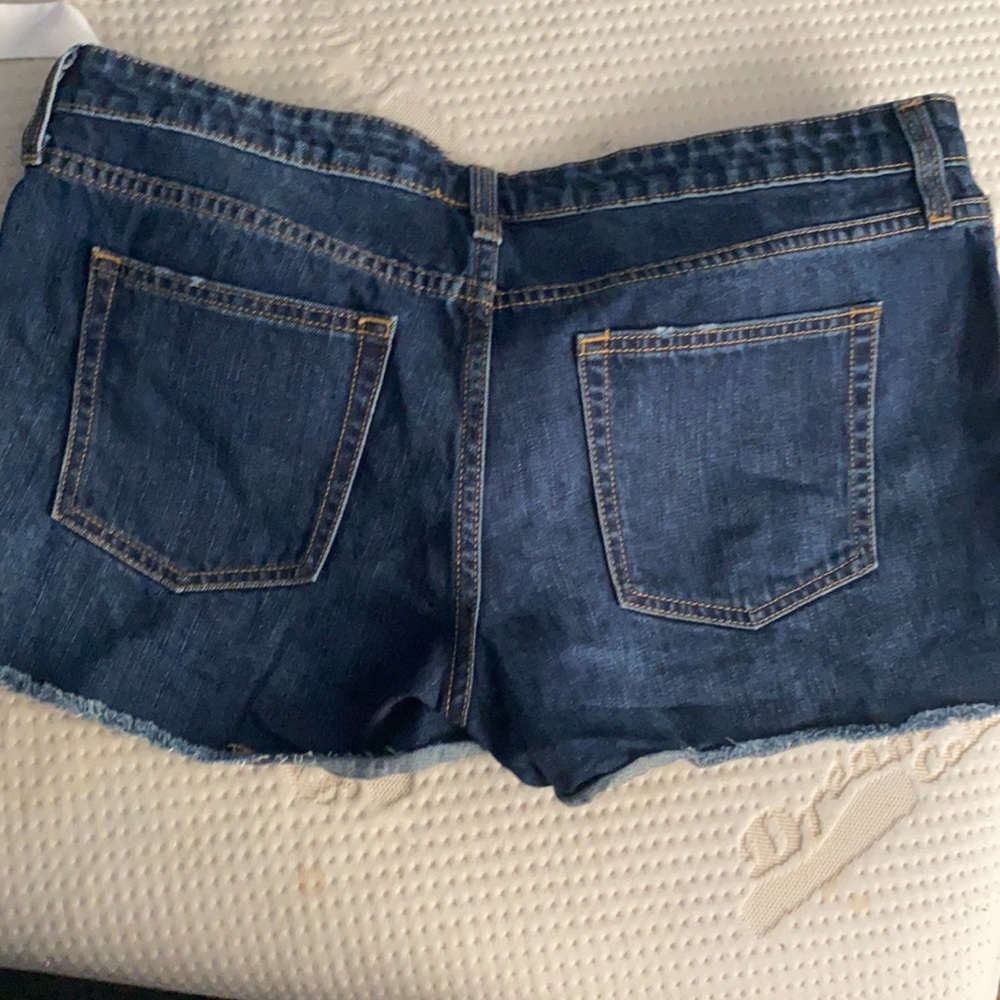 Shorts - Picture 2 of 2